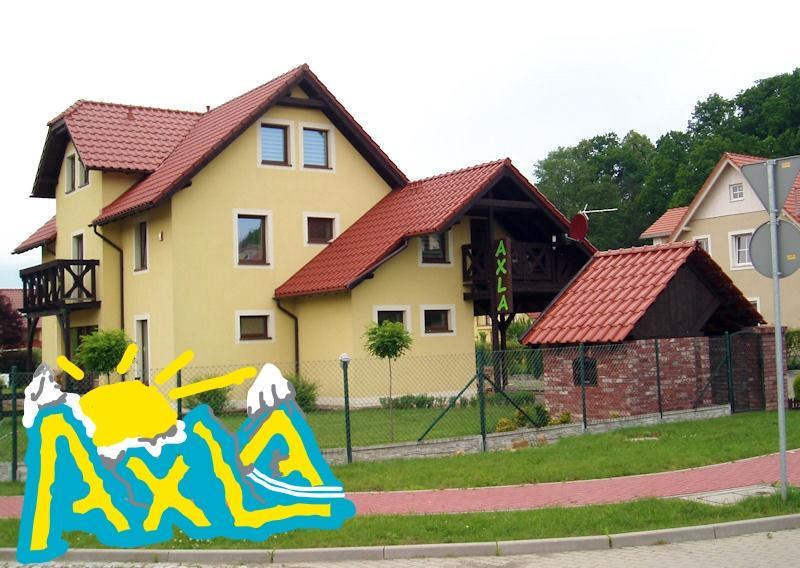 Willa Axla Z Weranda Ogrodem I Parkingiem Kudowa-Zdrój Exteriör bild